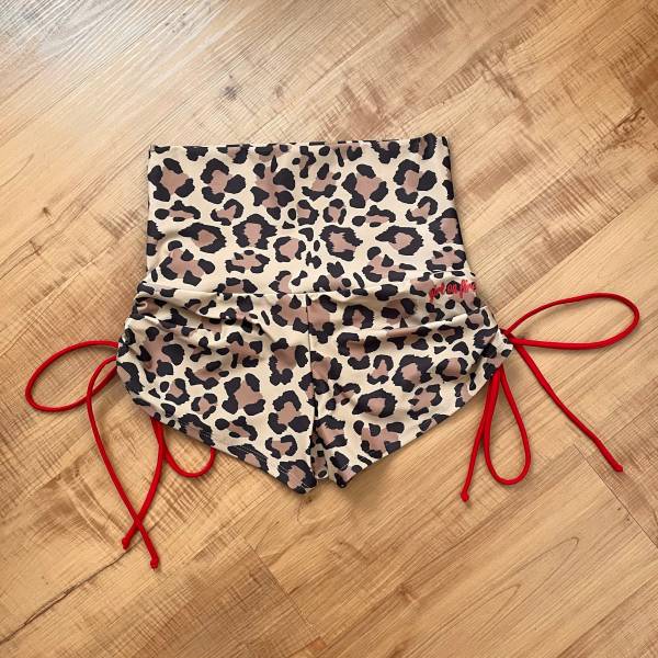 Neli Hi Waist Short