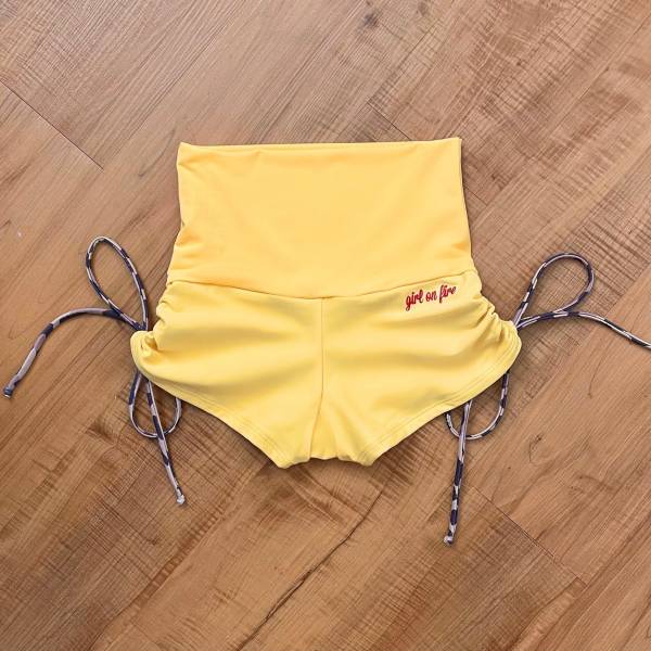 Neli Hi Waist Short