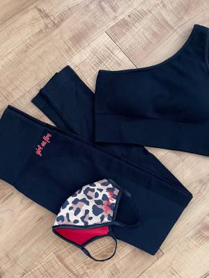 GymGOF One Shoulder Set 6 x GOF Love Mask = $80 (limited)