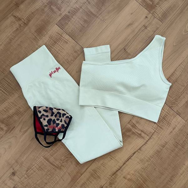 GymGOF One Shoulder Set 6 x GOF Love Mask = $80 (limited)
